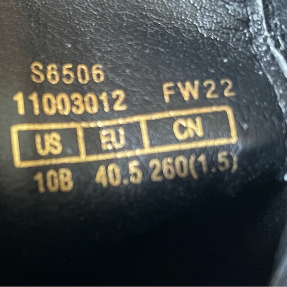 Stuart Weitzman Henley Chelsea boot - Picture 11 of 13